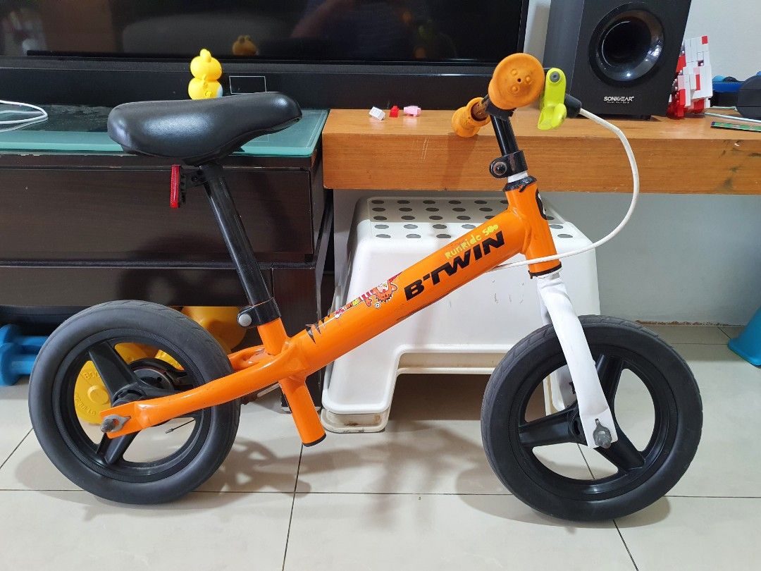 Btwin Balance Bike Runride 500 Decathlon, Sports Equipment, Bicycles