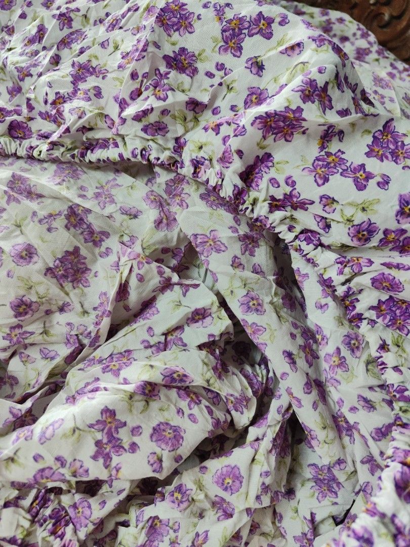 bundle 2 US bedsheet single size both garterized (Category: Bedding & Towels) located in Manila. Submitted by anyushka (Listing ID 1236600664, Image 2). Description: .