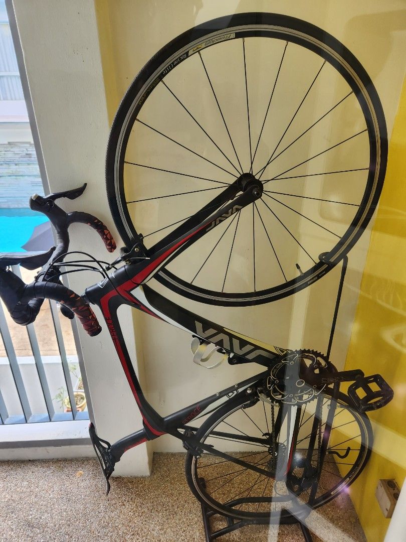 JAVA Feroce Carbon Road Bike Shimano 105 R5800 Sports Equipment Bicycles Parts Bicycles on Carousell