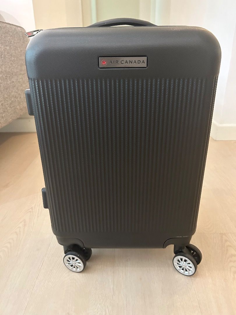 Carry on luggage air 2024 canada