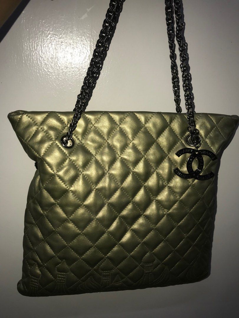 CHANEL BAG, Luxury, Bags & Wallets on Carousell