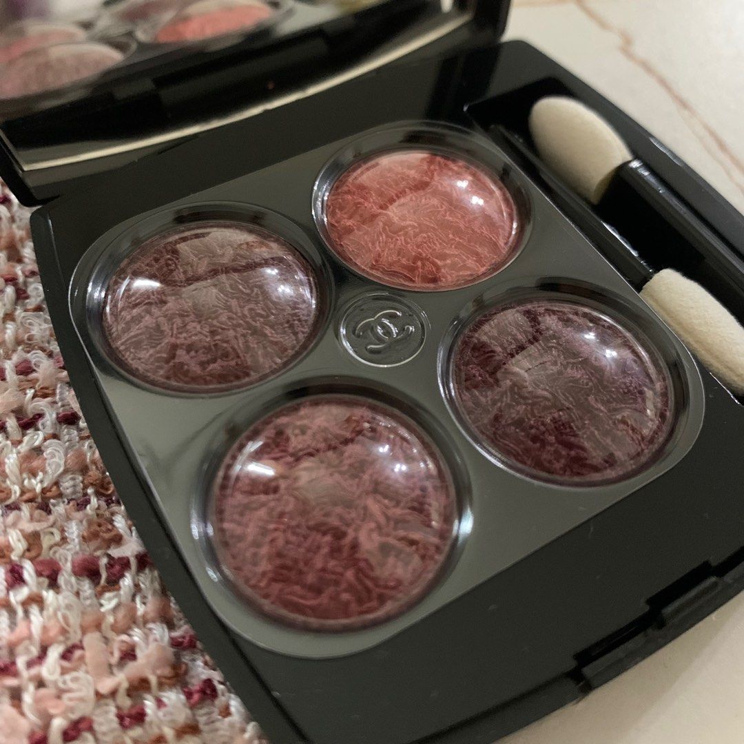 CHANEL Les 4 Ombres Tweed