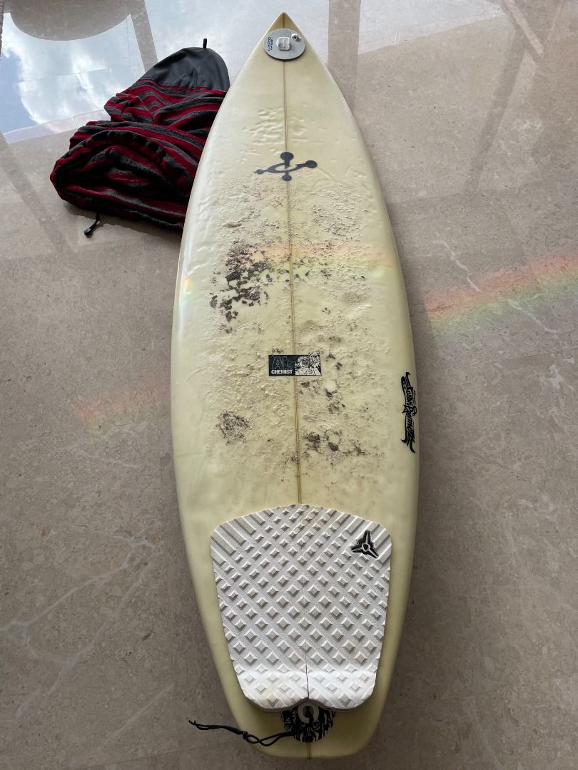 Chemistry Surfboard, Sports Equipment, Sports & Games, Water Sports on