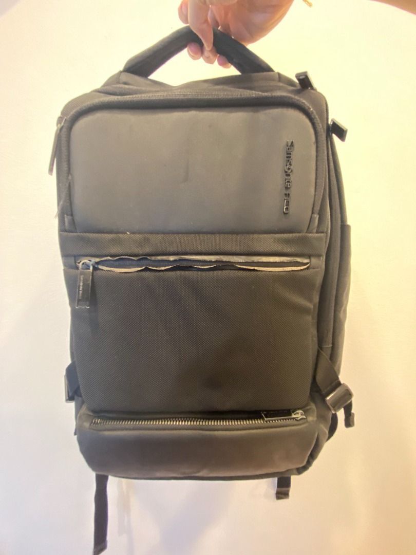 Samsonite red ruthvean backpack 2025