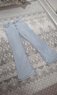 (Category: ) located in . Submitted by sypreloved22 (Listing ID 1236674860, Image 1). Description: .