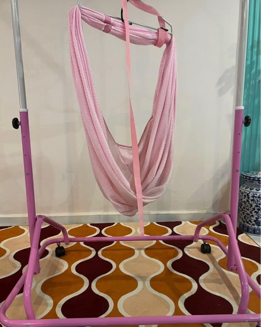 Cradle, Babies & Kids, Baby Nursery & Kids Furniture, Cots & Cribs on Carousell