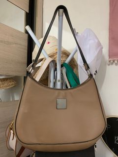 (Category: ) located in . Submitted by dz.kwongdee (Listing ID 1236683576, Image 1). Description: .