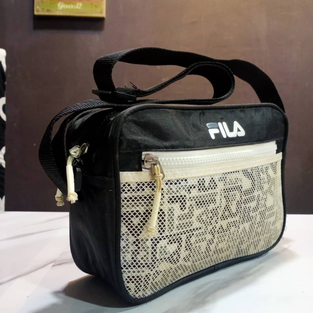 Sling bag deals fila original