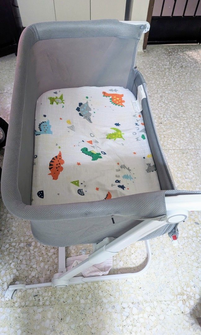 Fully foldable Baby Cot, Babies & Kids, Baby Nursery & Kids Furniture