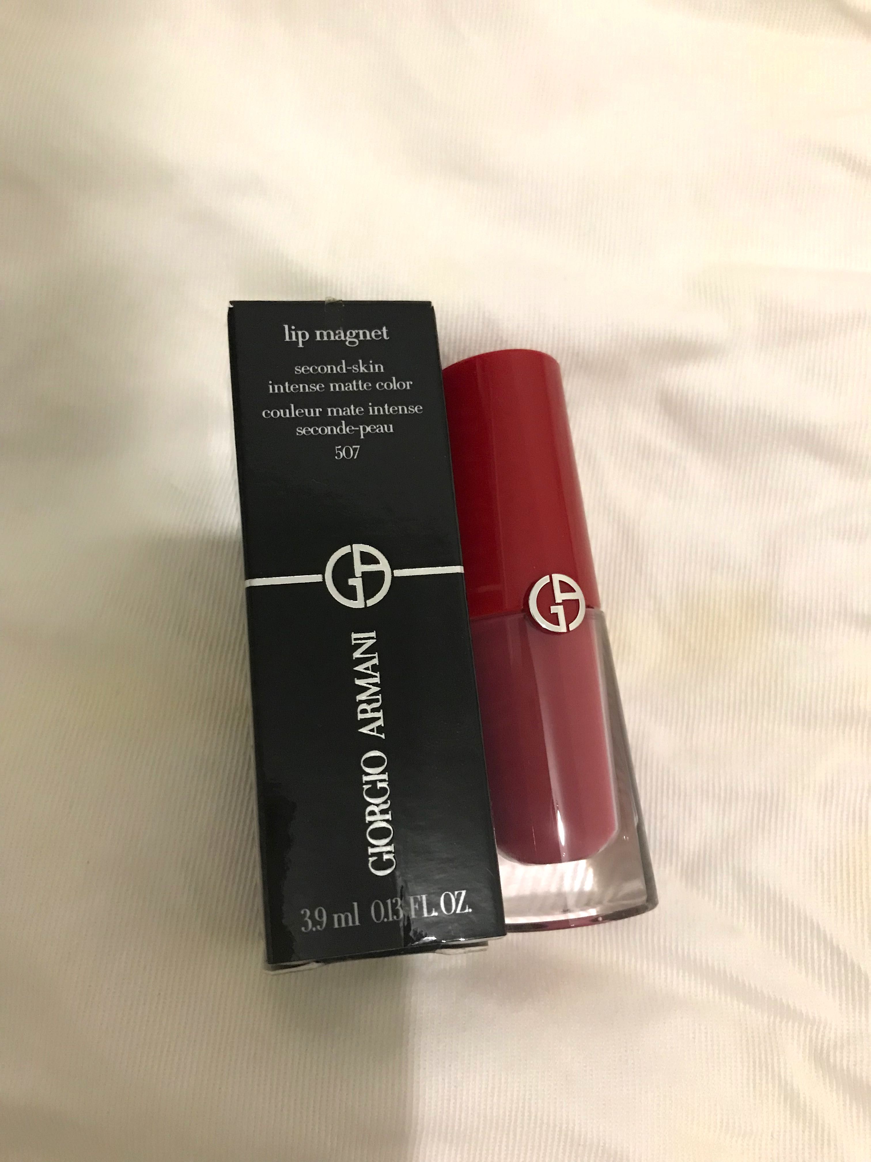 Lip magnet 507 top