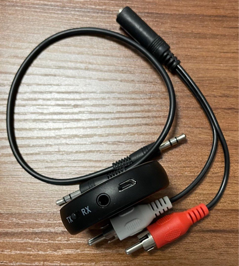Giveet藍芽發射器/接收器 Bluetooth Transmitter/Receiver, 音響器材, 可攜式音響設備 Carousell