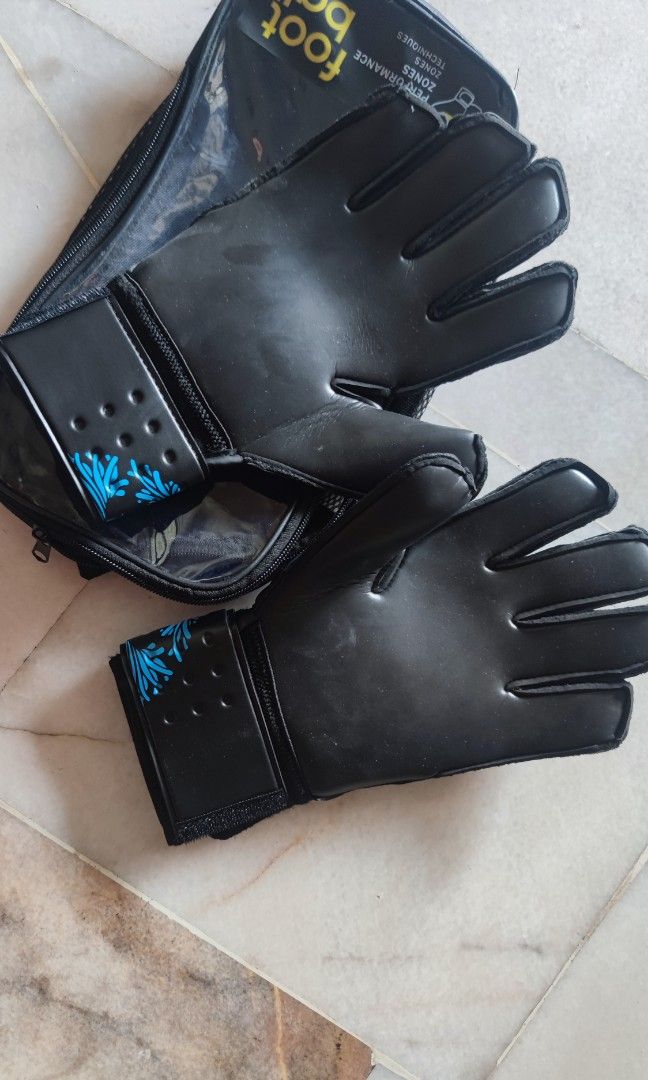 Ccg goalkeeper gloves discount