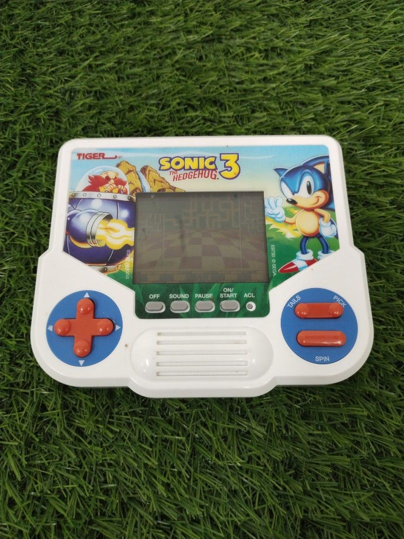 Tiger Sonic the Hedgehog 3 Handheld LCD Video Game System