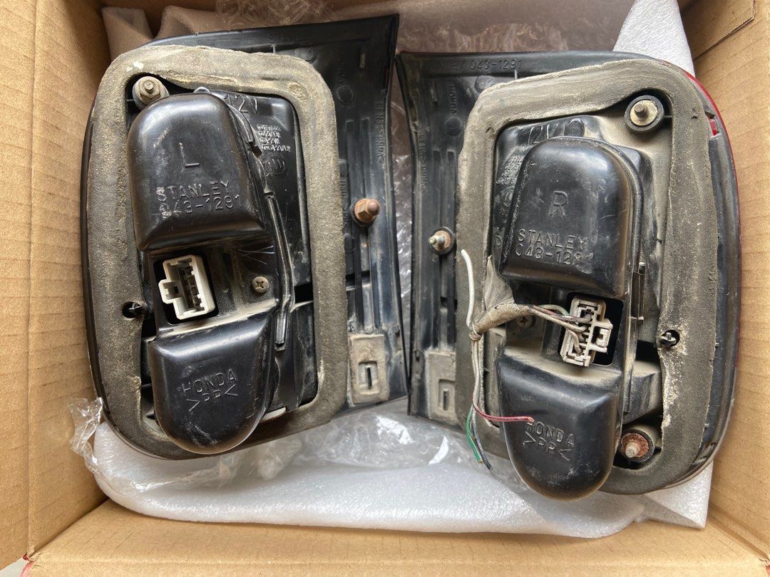 Honda Civic '96'00 Stanley Tail Light on Carousell