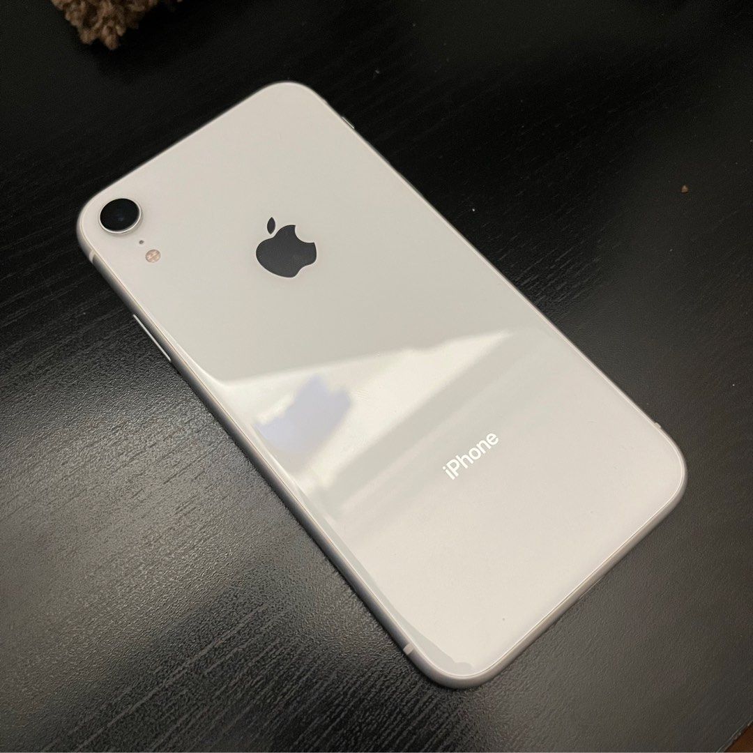 XR White 64 GB, Mobile Phones & Gadgets, Mobile Phones, iPhone