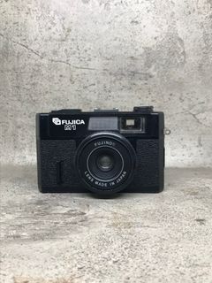 Kamera analog Fujica M1