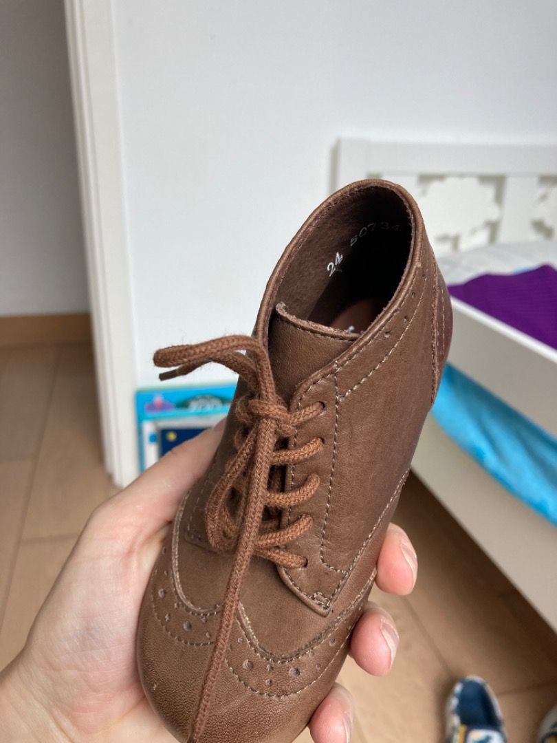 Little best sale mary boots