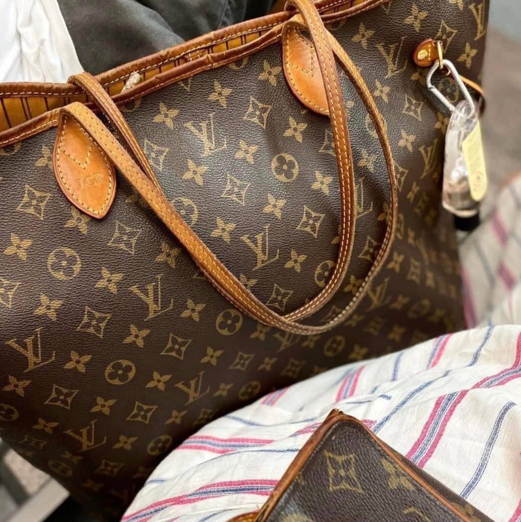 Preloved Louis Vuitton Totally GM, Luxury, Bags & Wallets on Carousell