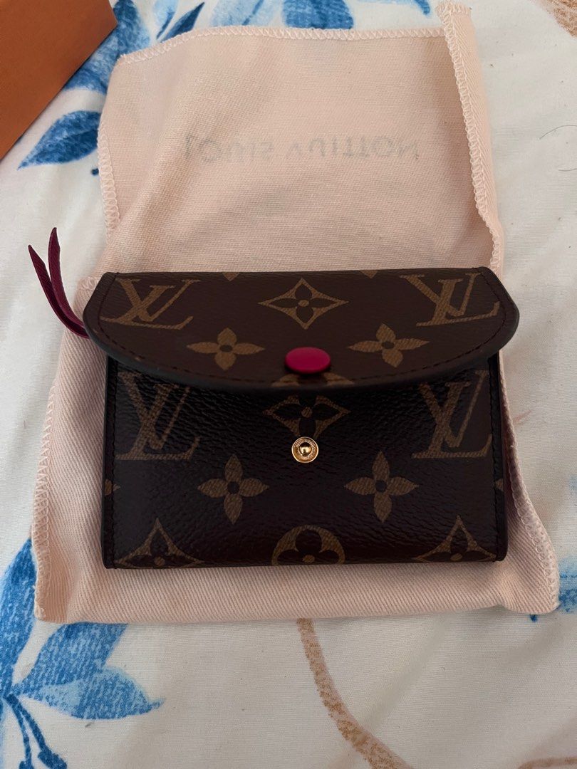 Louis vuitton wristlet hot sale poshmark