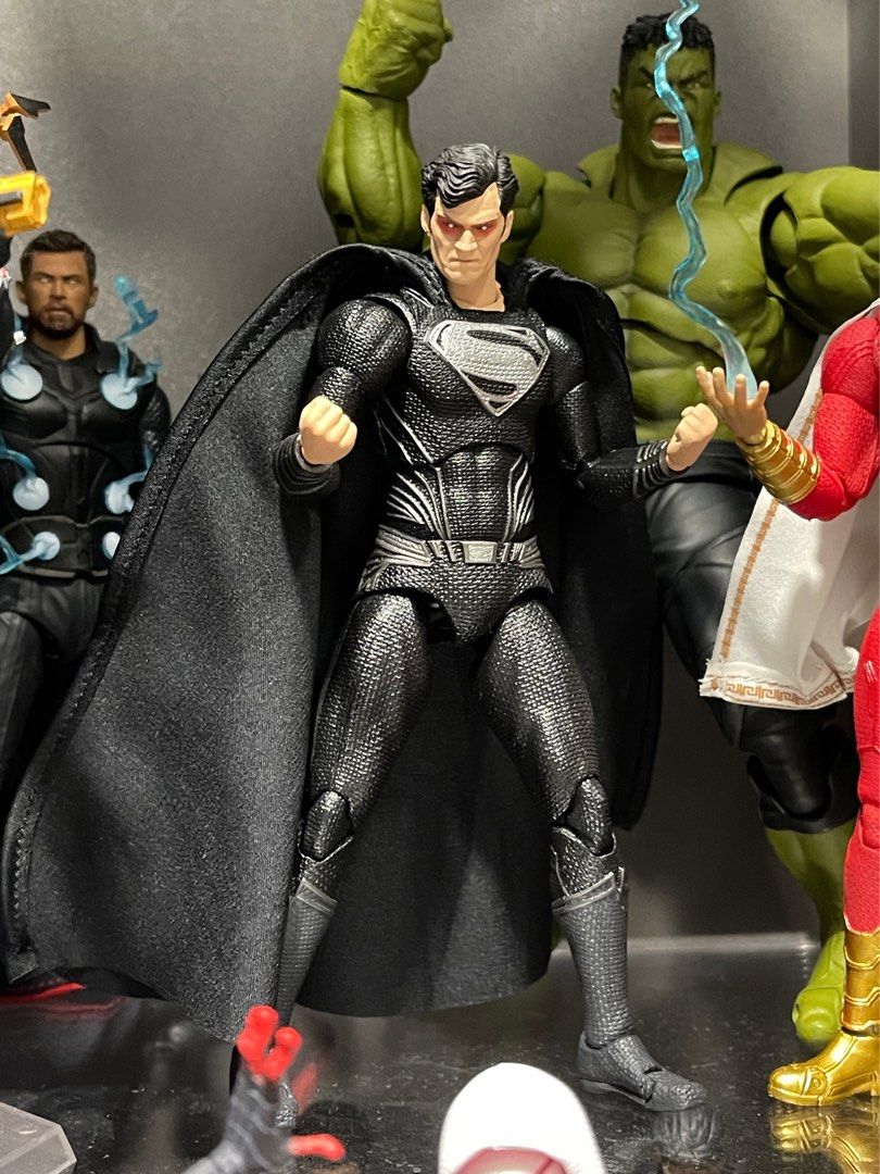 Superman mafex justice league discount