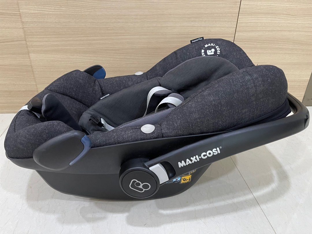 Maxi Cosi Pebble Plus Baby Car Seat Nomad Black
