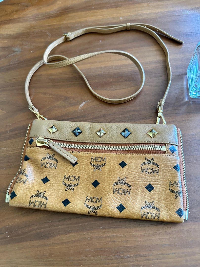 Mcm pochette hotsell
