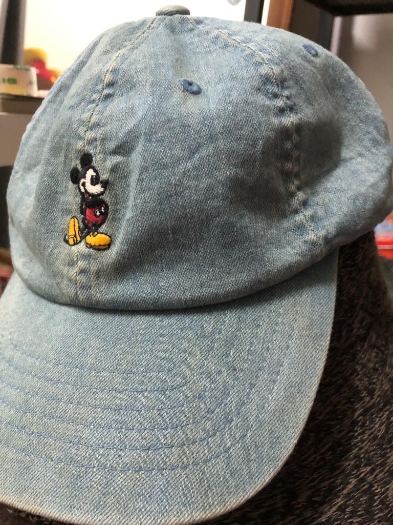 Levi's mickey sale hat