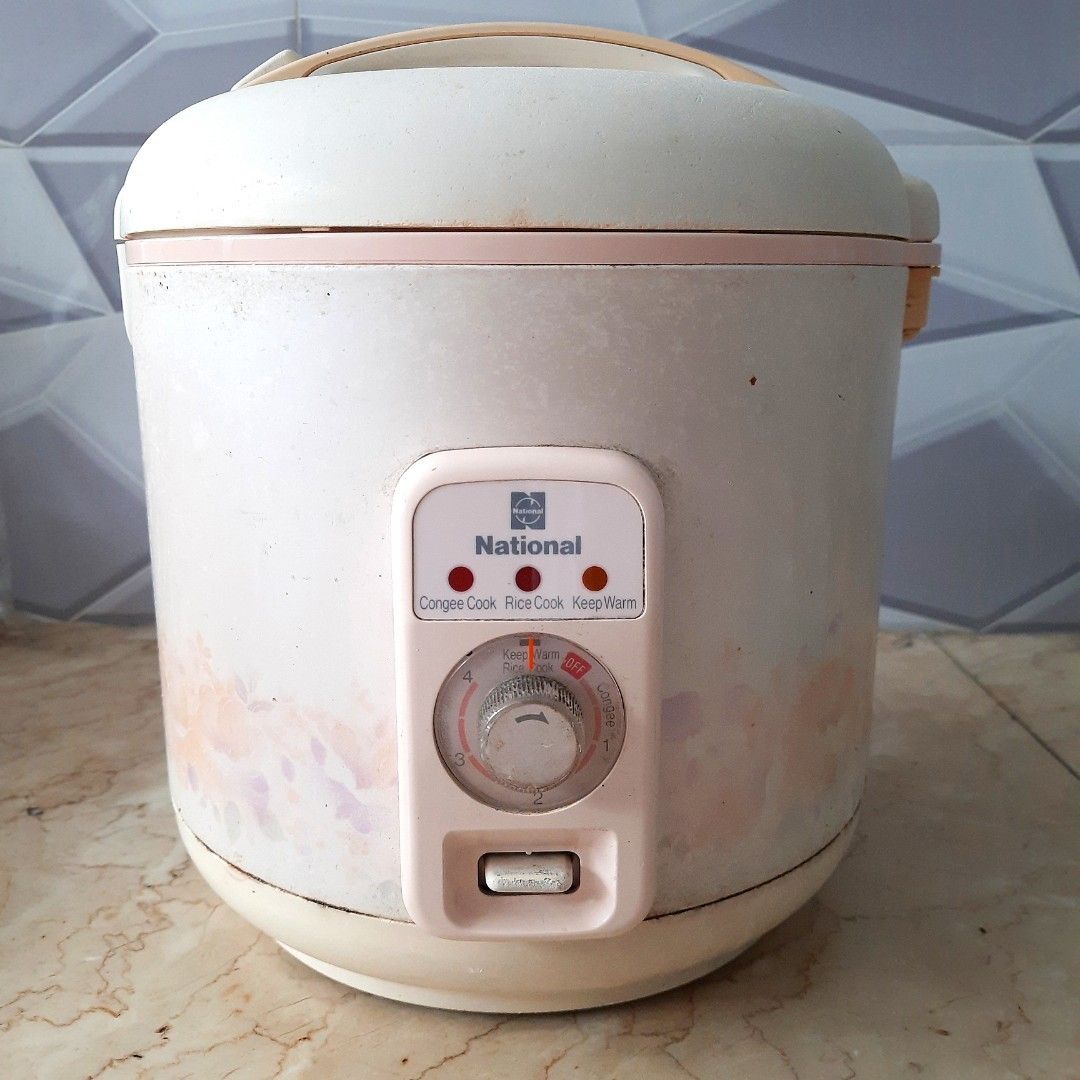 National rice cooker srf22ut, TV & Home Appliances, Kitchen Appliances