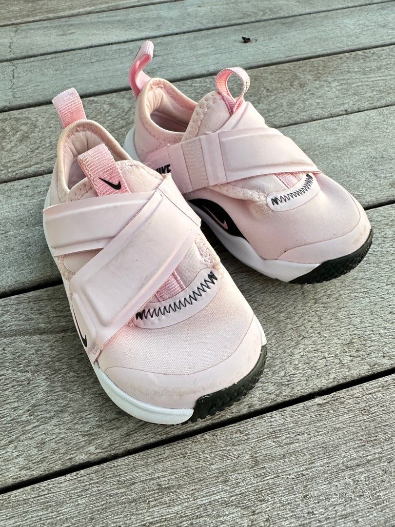 Baby girl top nike presto