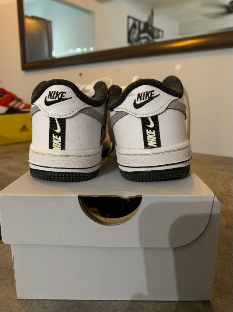 nike airforce 1 lv8 ksa