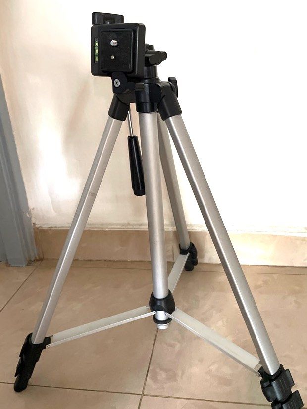 Olympus tripod, Photography, Cameras on Carousell