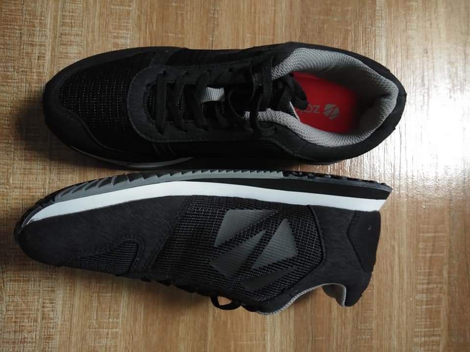 Zakti activewear shoes top