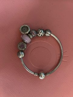 Pandora Bangle Size 17