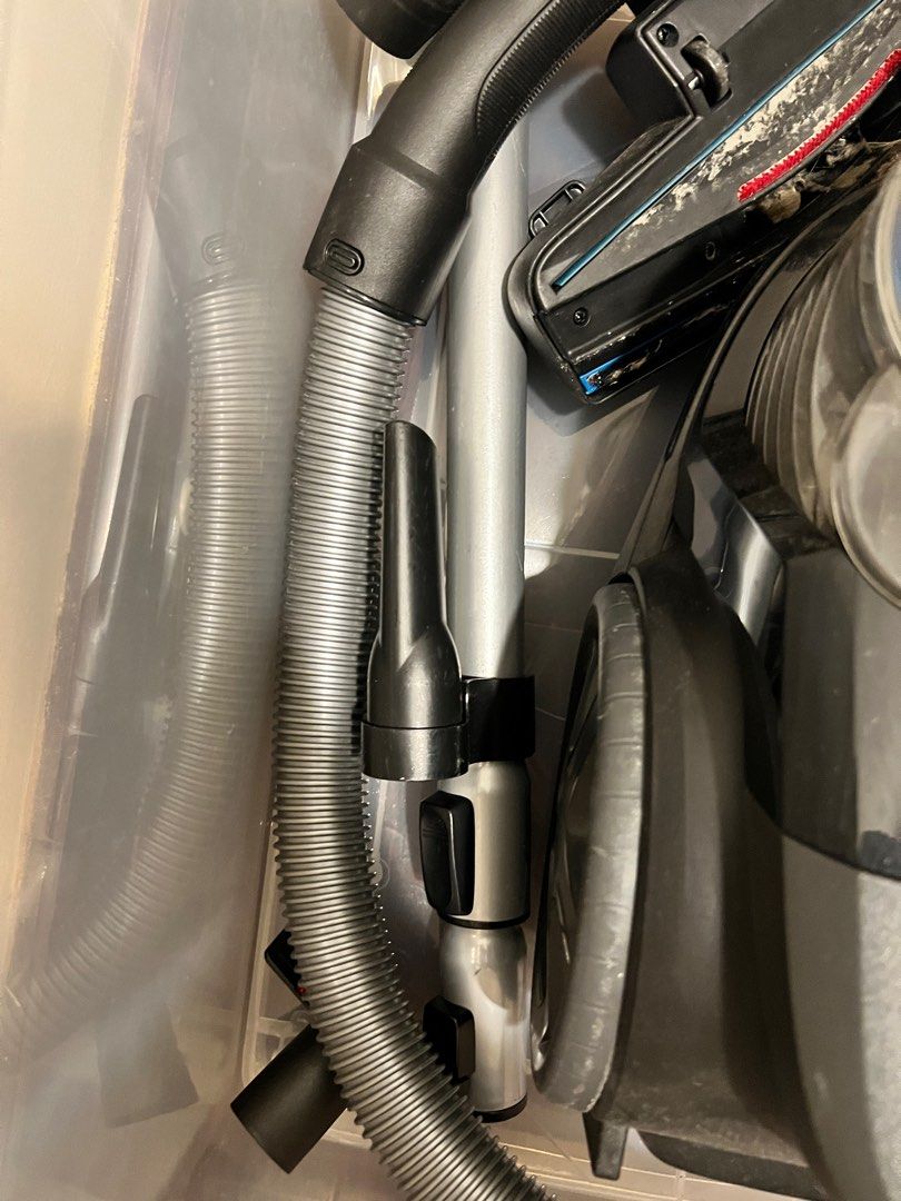 Philips Powerpro Compact 1800w, TV & Home Appliances, Vacuum Cleaner ...
