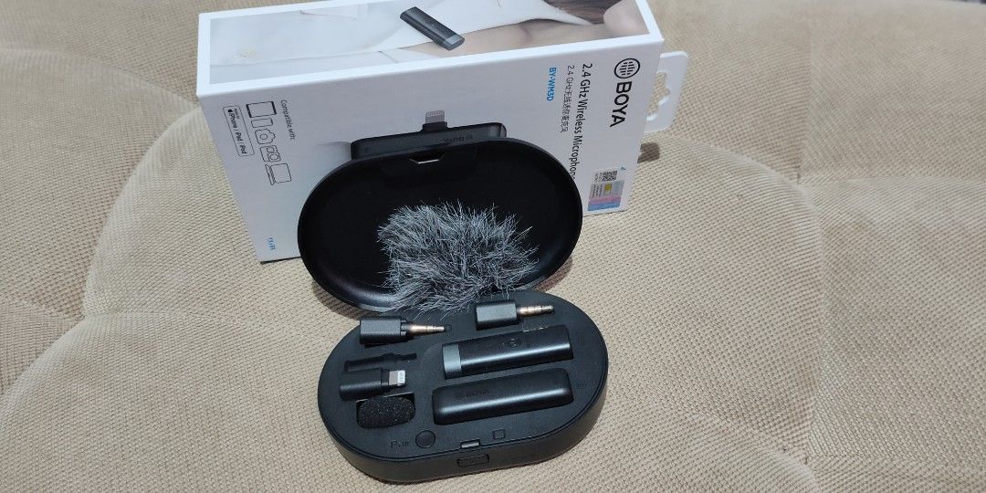 Pocket Camera Mic with Carry charging case on Carousell