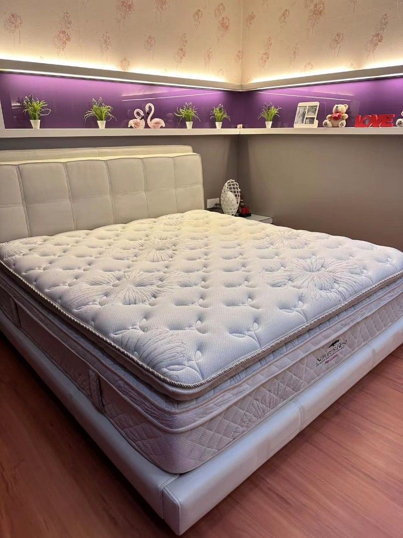 Premium quality Nature's Rest SUPER KING size mattress + bed frame