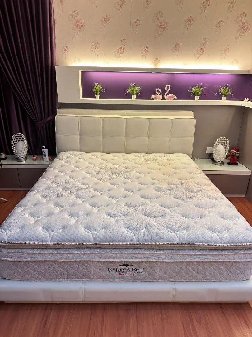 Premium quality Nature's Rest SUPER KING size mattress + bed frame