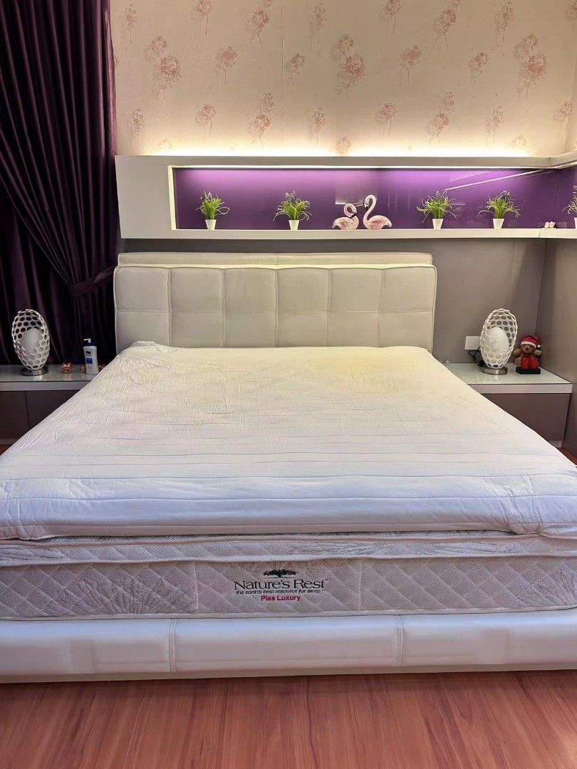 Premium quality Nature's Rest SUPER KING size mattress + bed frame