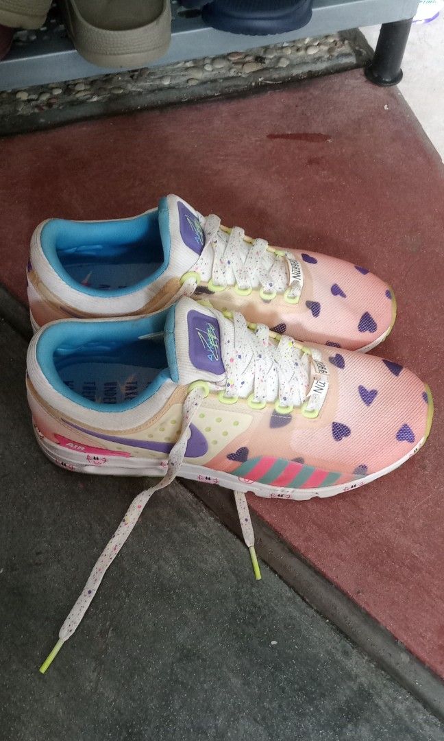 RARE) Nike Air Max Zero Doernbecher, Fesyen Wanita, Sepatu di Carousell