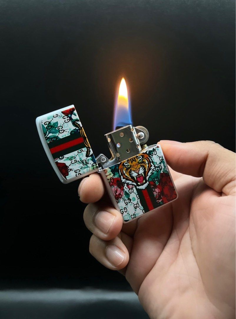 READY STOCK) Cling Zippo Lighter, Everything Else on Carousell