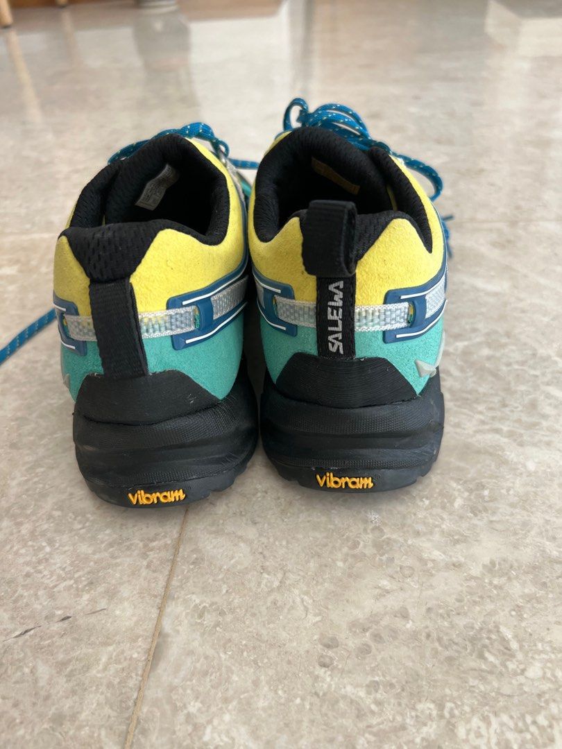 salewa hiking shoes