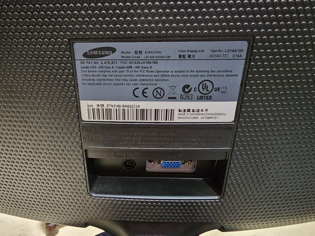 Samsung Sync Master SA100 15.6 inch ( like new), Computers & Tech ...