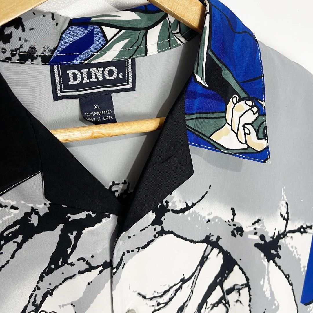 samurai x graphic polo (Category: Formal Shirts) located in San Jose. Submitted by strictlyRL (Listing ID 1236769671, Image 3). Description: *excellent condi, will gladly keep this one if ever not sold 😎 width: 25.5 inches length: 31 inches .