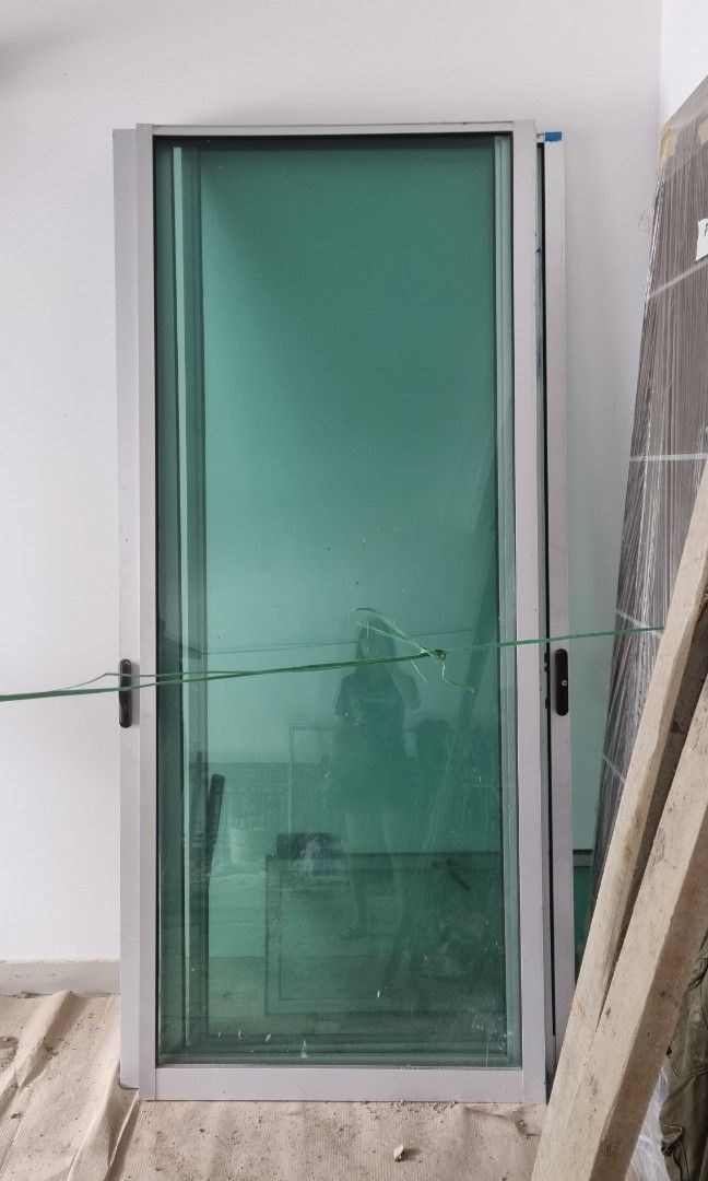 Second hand Sliding aluminium door and window with lock, Furniture