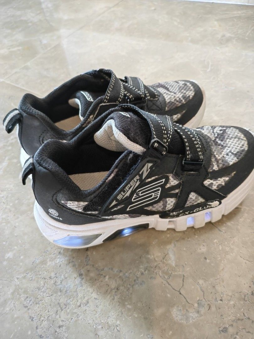 Sketchers Flex Glow Babies Kids Babies Kids Fashion on Carousell
