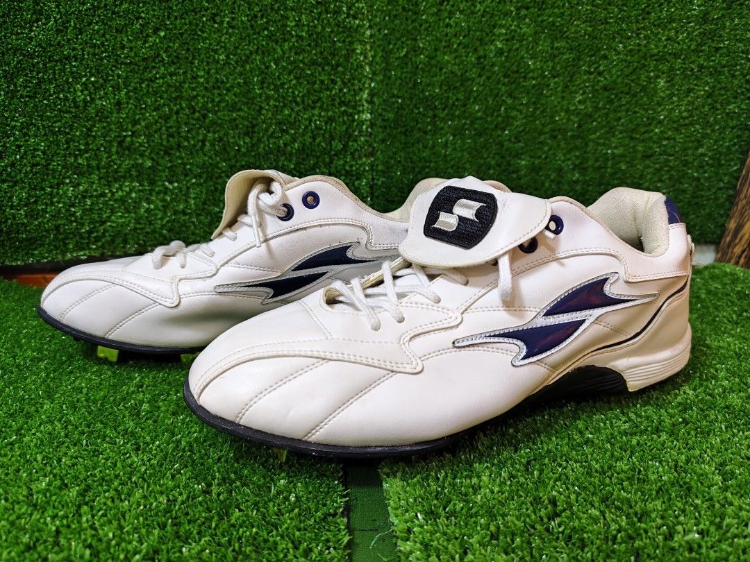 SSK SSK softball baseball metal cleats shoes. Size 27cm UK7.5