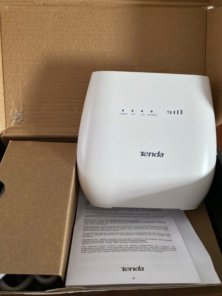 Router without antenna clearance