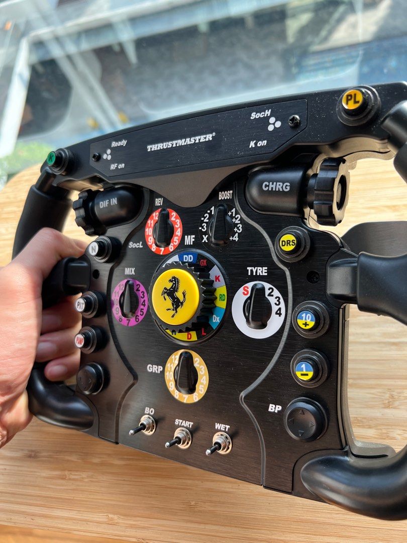 Thrustmaster Volant Ferrari F1 Wheel (Add-On)