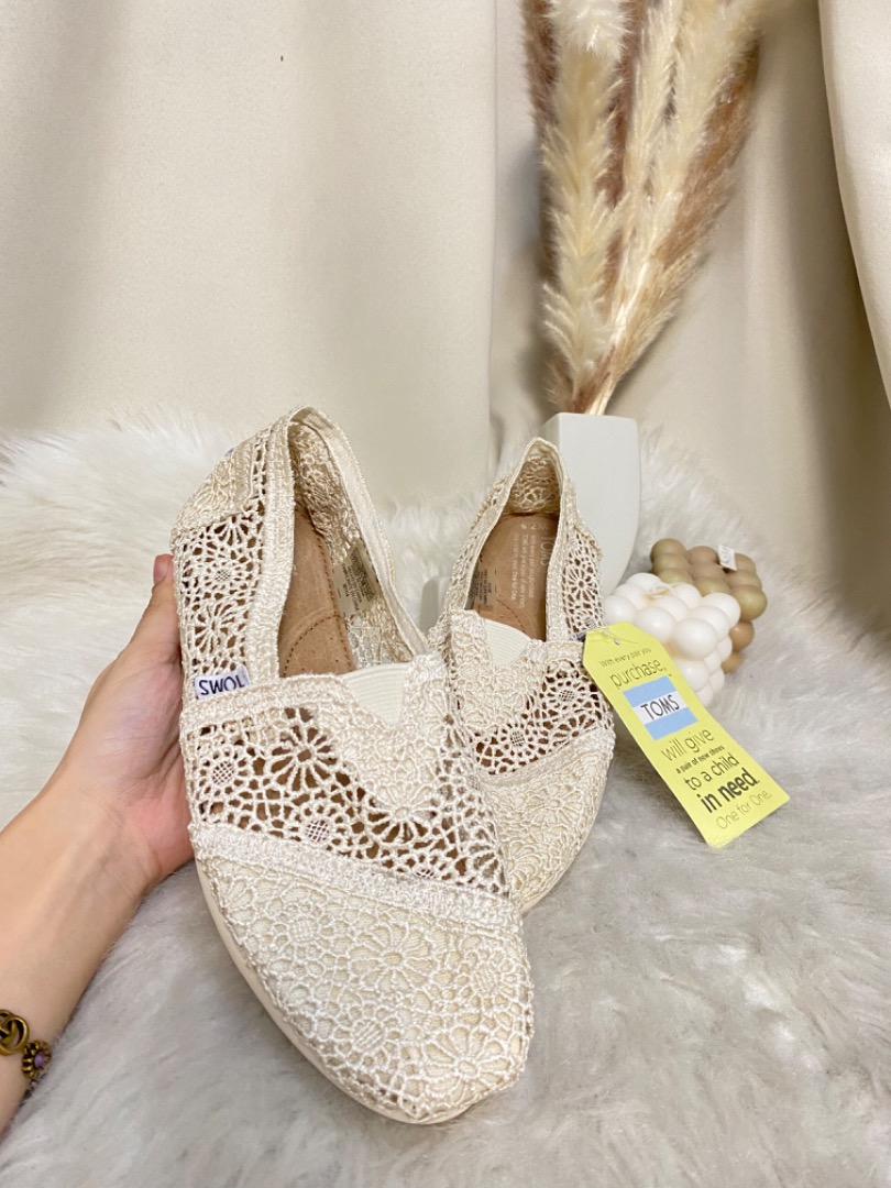 Toms white lace sales shoes