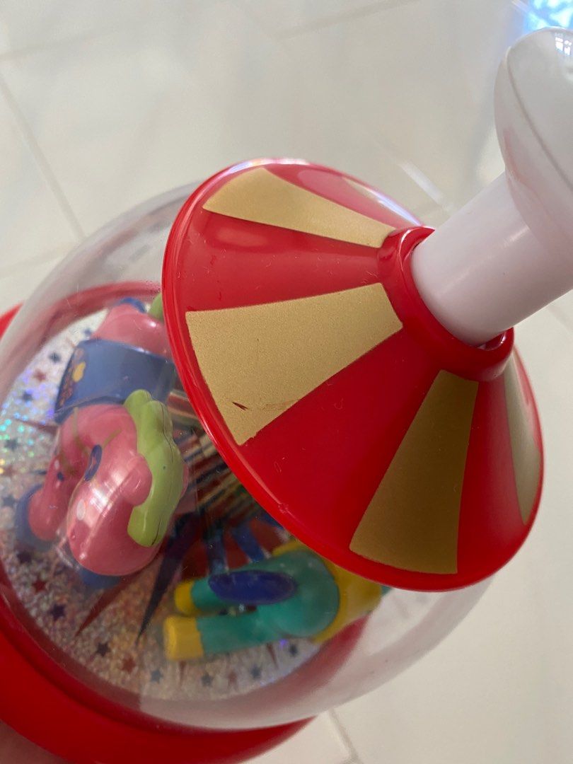 Push and spin store carousel